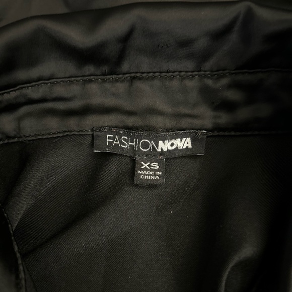 Fashion Nova Black Top Size XS - Picture 3 of 5